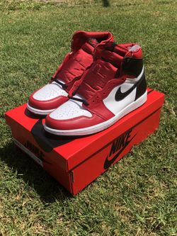 Jordan 1 Satin Snake Chicago