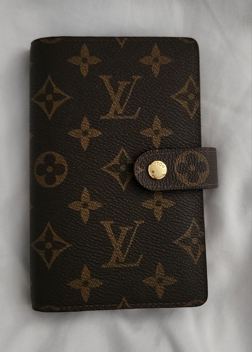 Louis Vuitton Calendar Wallet