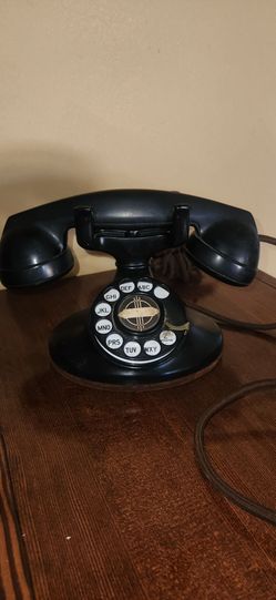 Vintage 1920s Rotary Telephone