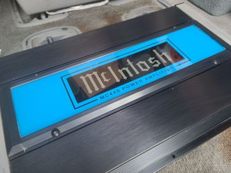 McIntosh MC440 6 channels Car Amplifier