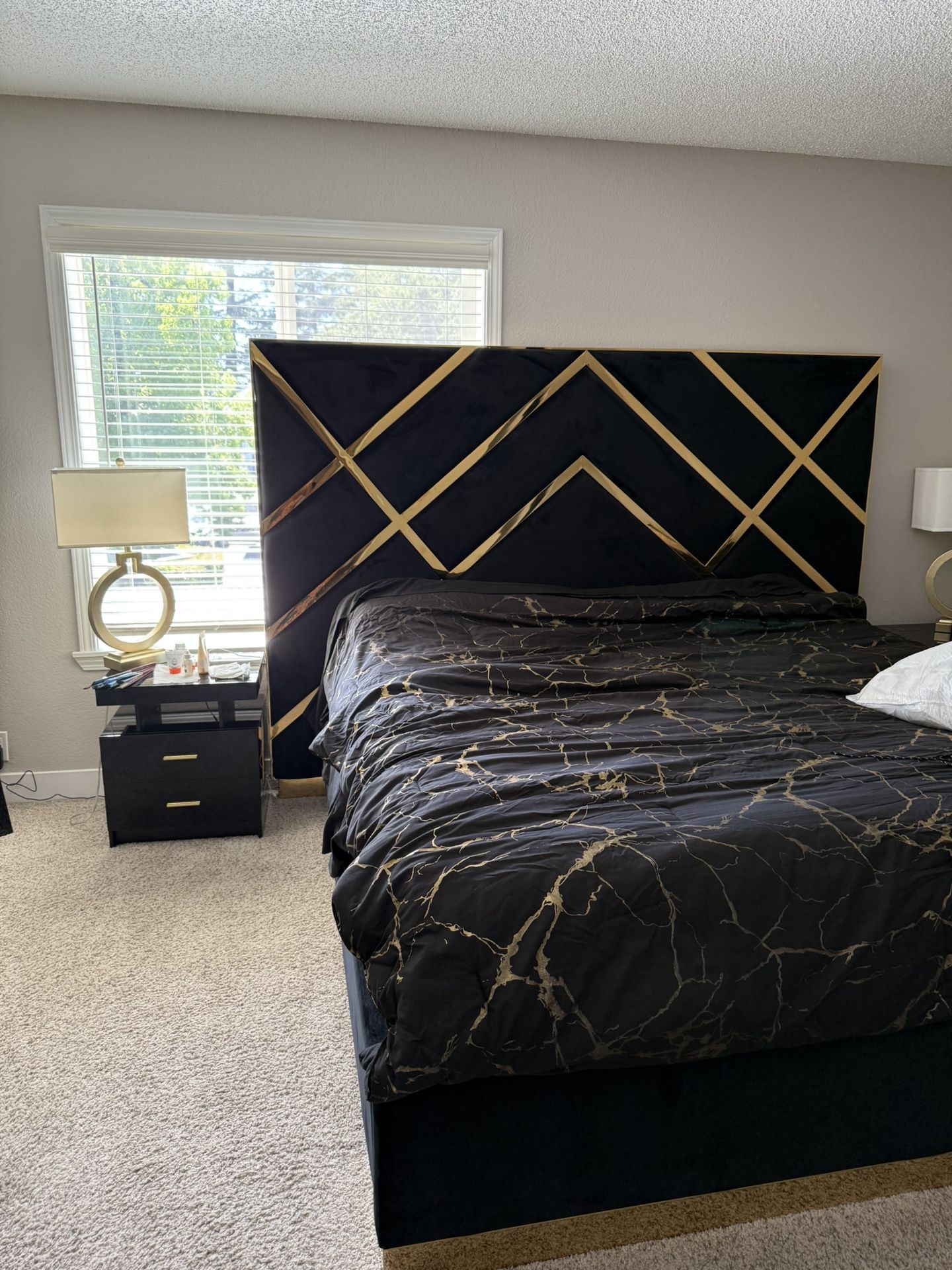 Bedroom set
