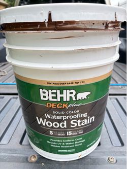 BERH DECK PLUS WOOD STAIN