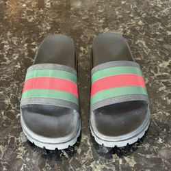 Gucci Shoes Size 10