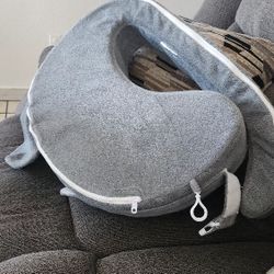 Feeding Pillow 