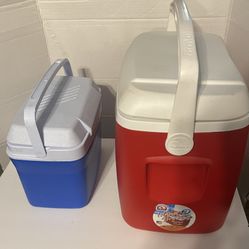 28 QUART IGLOO ISLAND 🏝️ BREEZE PERSONAL COOLER & 5 QUART BLUE RUBBERMAID PERSONAL ICE COOLER, THE SET OF 2