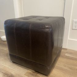 pouf