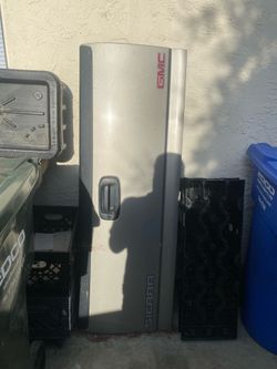 Sierra tailgate