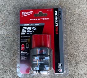 M12 2.5 Battery