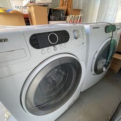 SAMSUNG Washer And Dryer