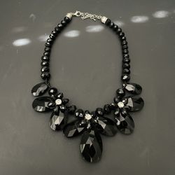 Black Chunky Floral Necklace