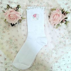 🌸 Embroided Rose Bouquet Frill Socks