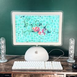 IMAC G4 RARE 20 Inch Screen 