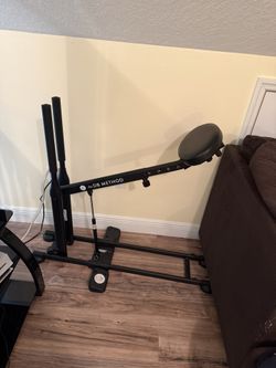Squat Machine
