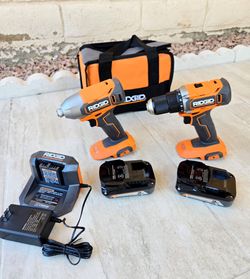 RIDGID 18V Drill and Impact Driver KIT