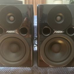 Speakers 2 Fostex
