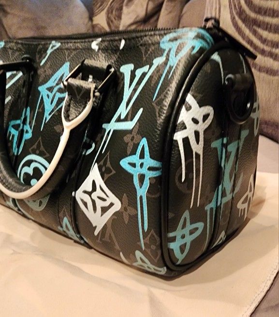 Luxury New Handbag Purse With Crossbody Strap
