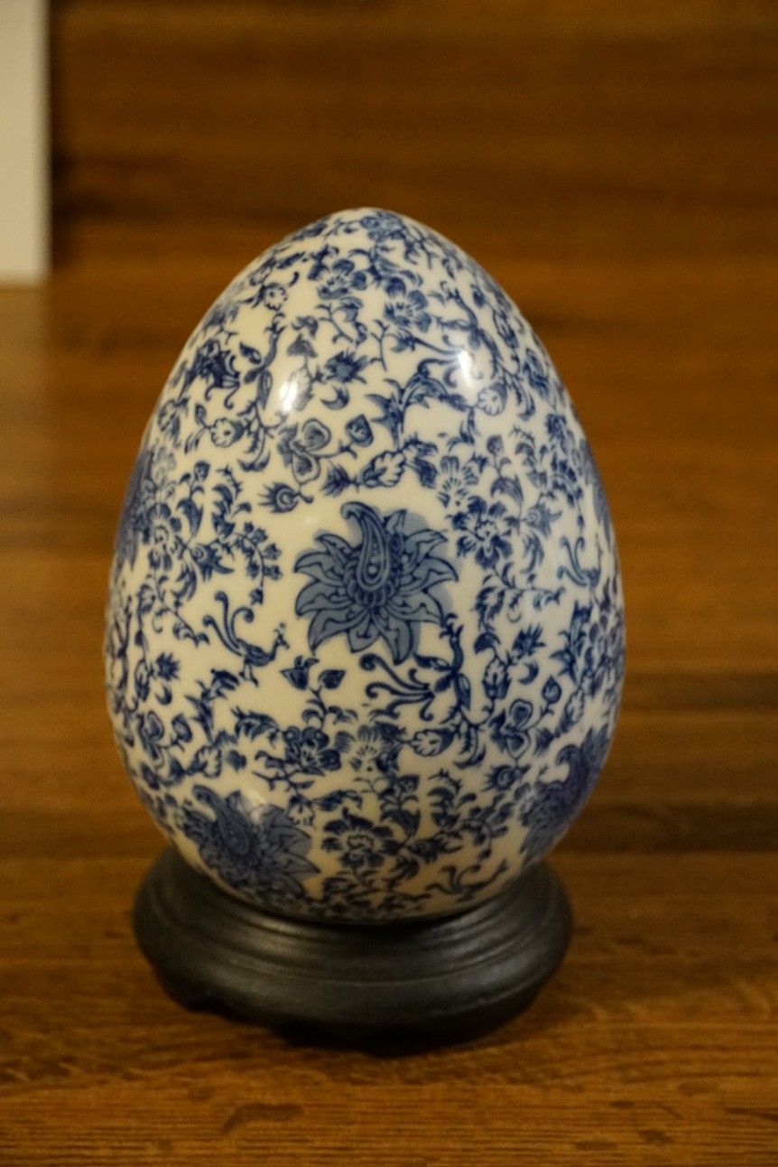 Blue Porcelain Ceramic Egg With Stand