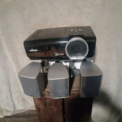 Viviteck Dlp Hp Projector With (4) Elac Speakers W/Mounts