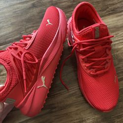 Puma sneakers - size 8.