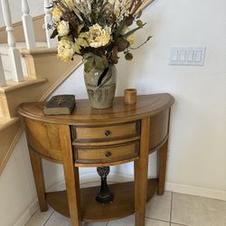 Accent Table w/Drawers
