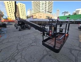 JLG 80’ S-Boom Lift