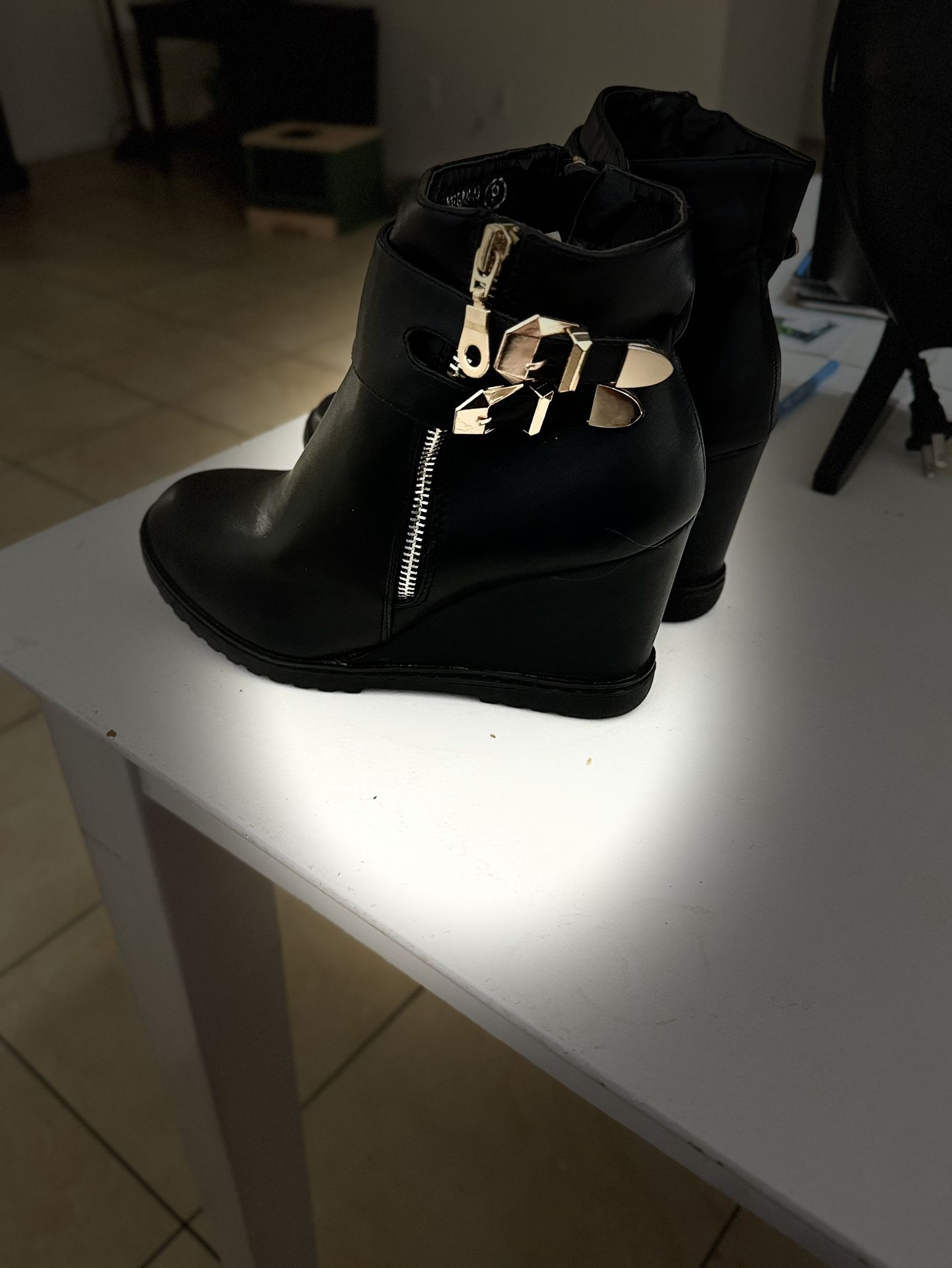 Black Boots