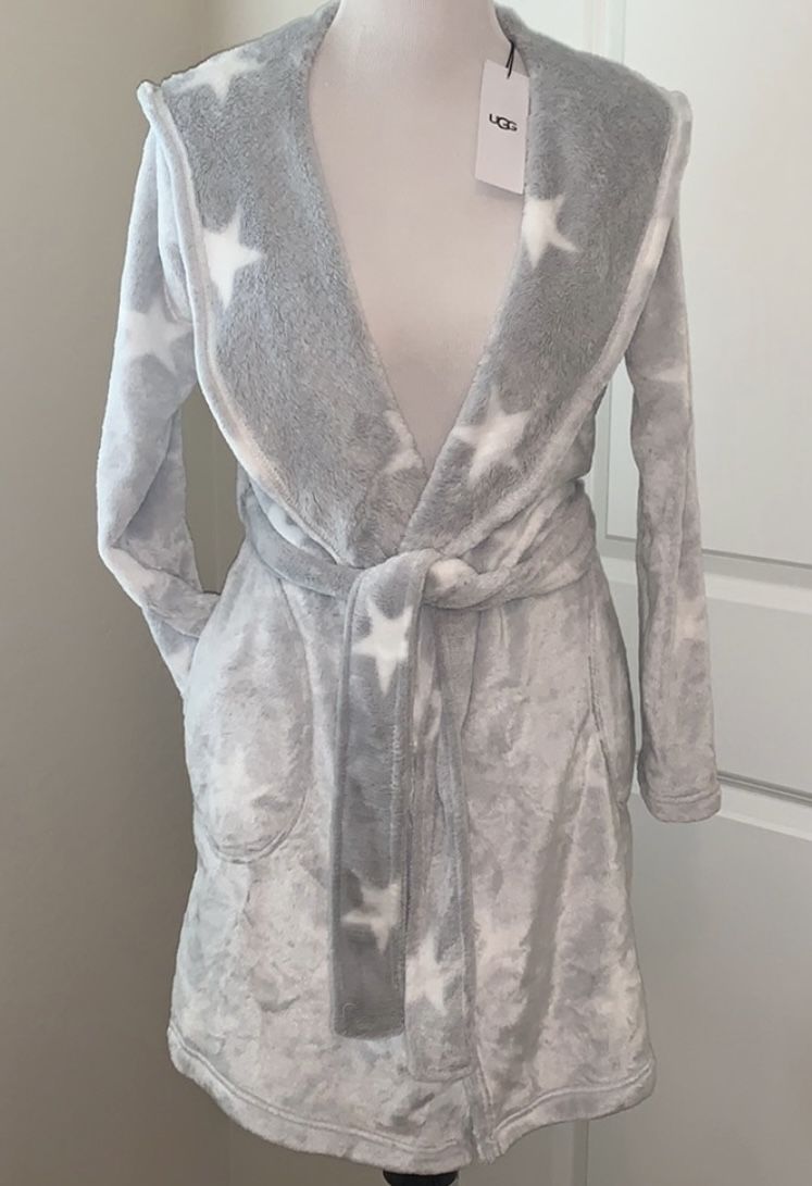 UGG BRAND NEW WITH TAGS SIZE XS GORGEOUS HOODED ROBE