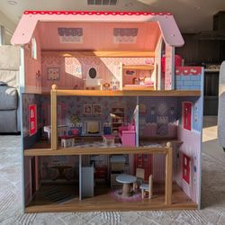  Doll House Or Cottage 
