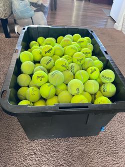 50 mix tennis balls in great condition