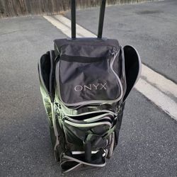 ONYX Softball Roller Bag