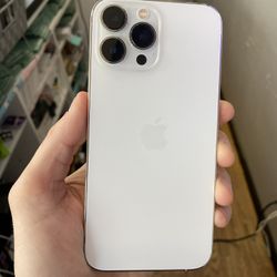 Unlocked iPhone 13 Pro Max Silver