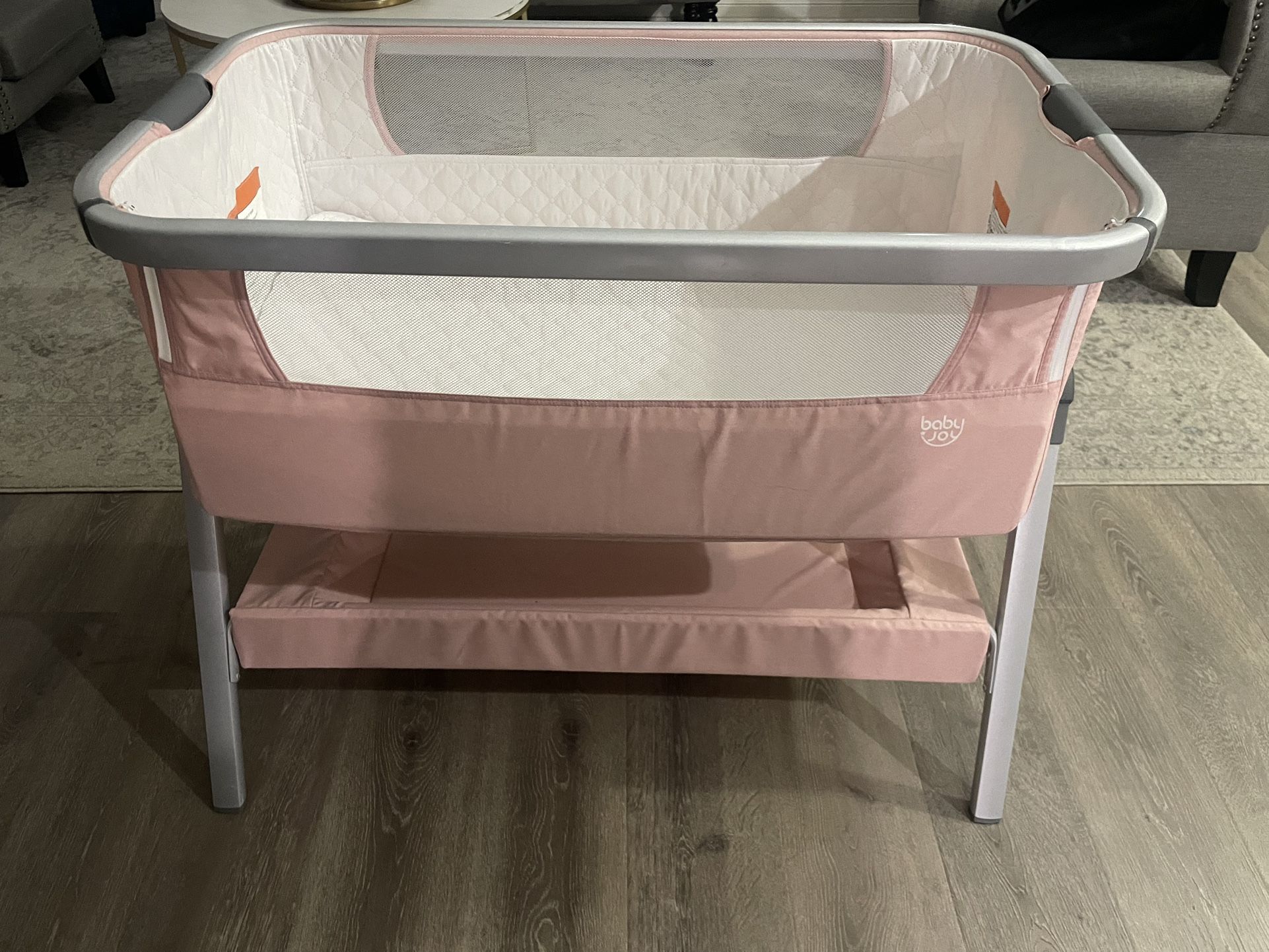 Baby Joy Bassinet