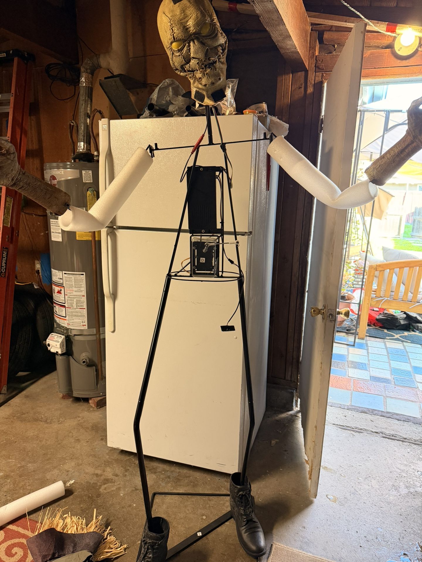 Spirit Halloween Strawman