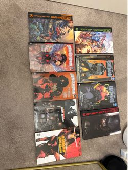 Various dc comic graphic novels