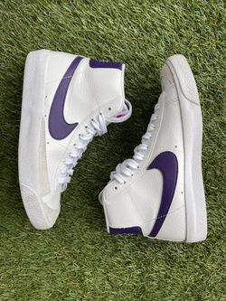 Nike Blazer - Size 4Y
