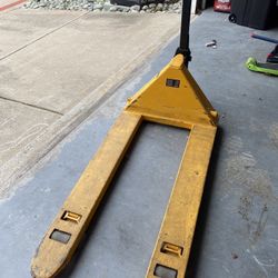 Pallet jack