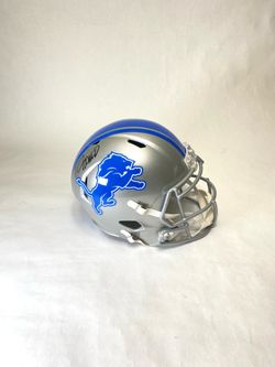 DETROIT LIONS Autographed Jameson Williams NFL Riddell Speed Full Size Replica Football Helmet