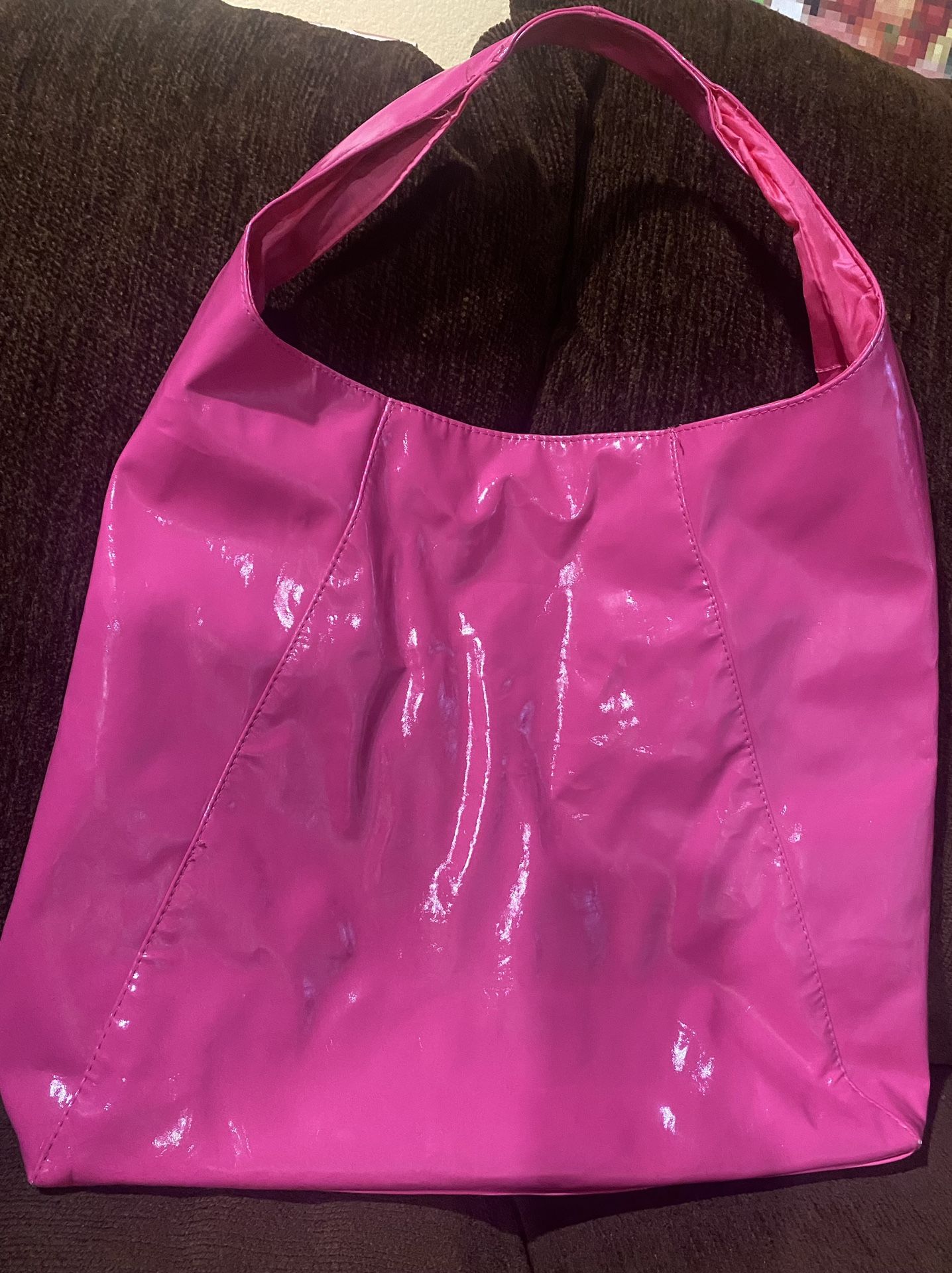 LARGE FUCHSIA VINYL TOTE PURSE ULTRA CHI