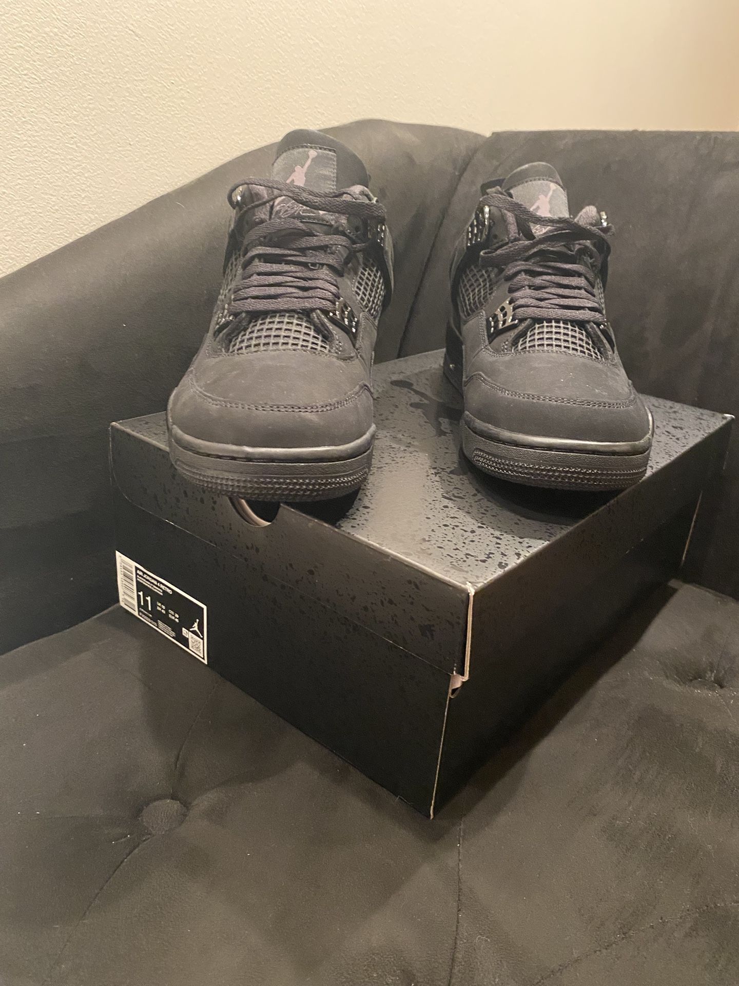 Nike Air Jordan 4 Black Cats 2025