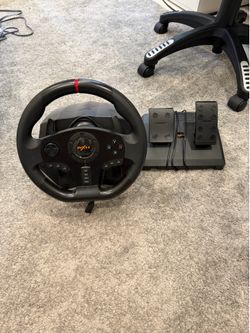 PXN gaming steering wheel and petals