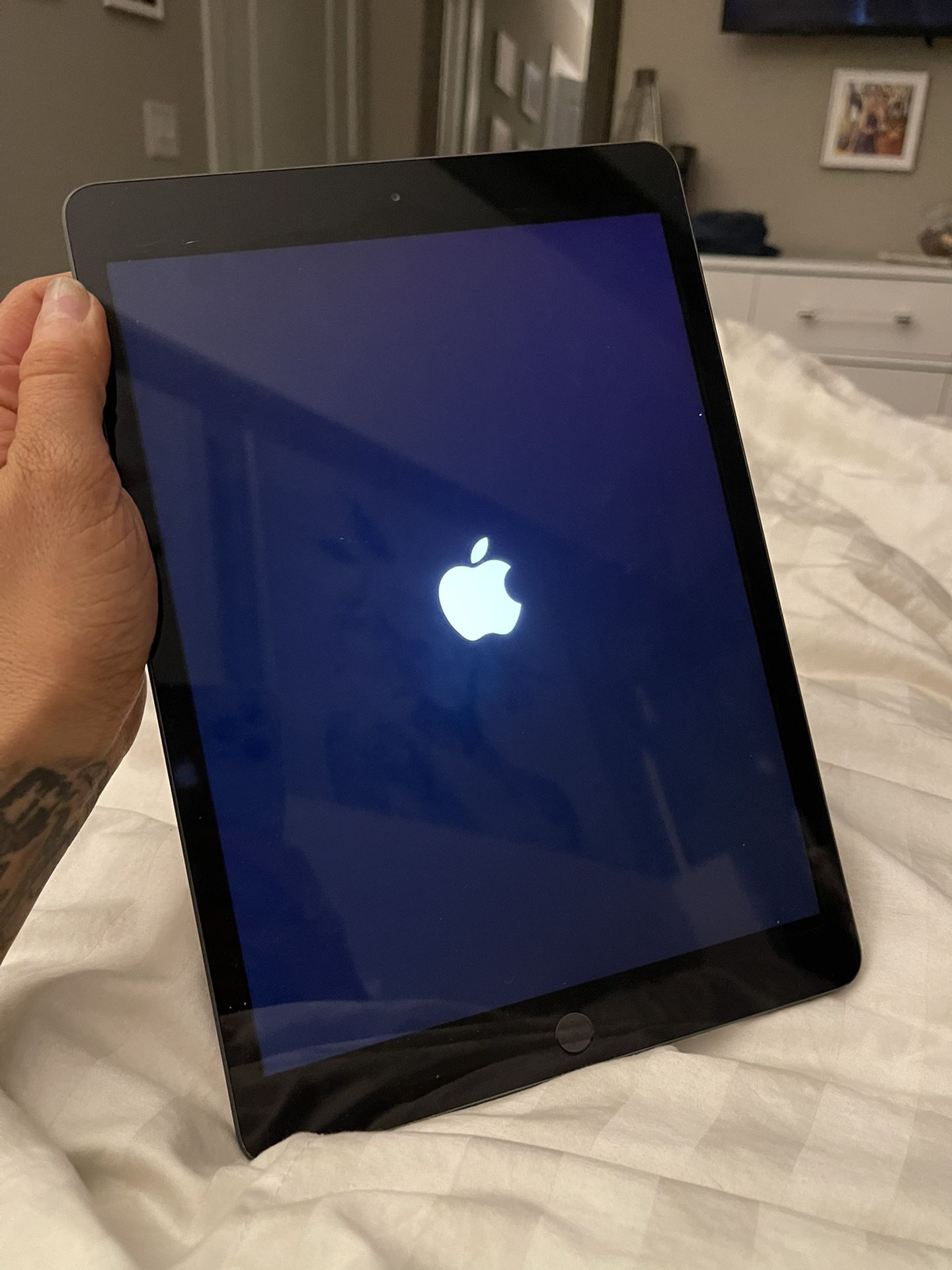 32GB 7th Generation iPad