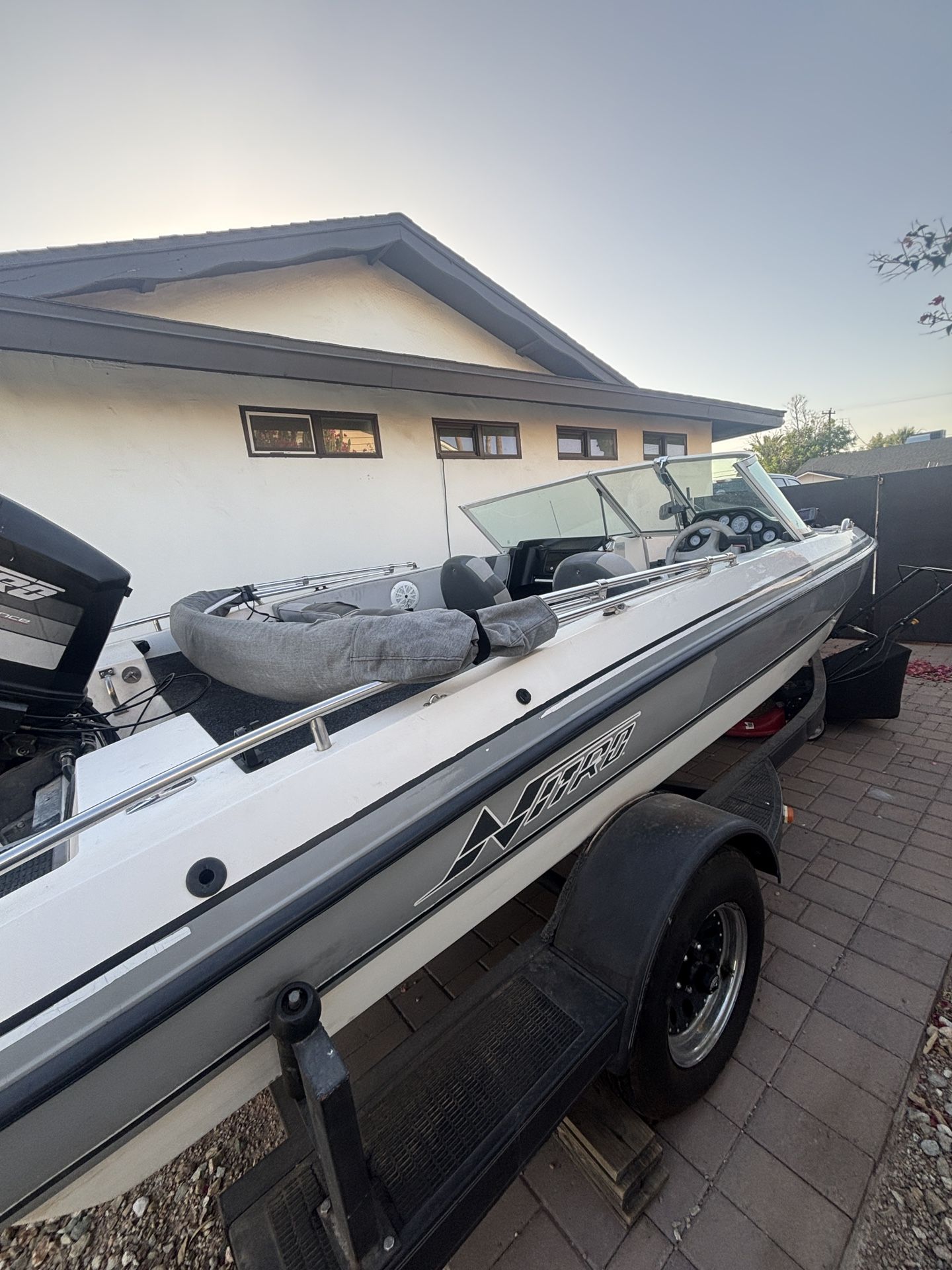 1992 Nitro Ultra 180 Ski/fish Boat