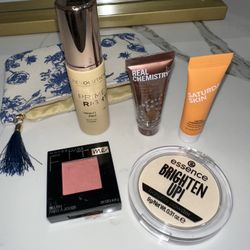 Makeup bundle