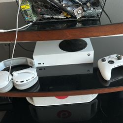 Xbox One Series S 1tb