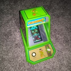 Coleco Frogger Electronic Tabletop Game Working Rare Green Top Decal See Pics