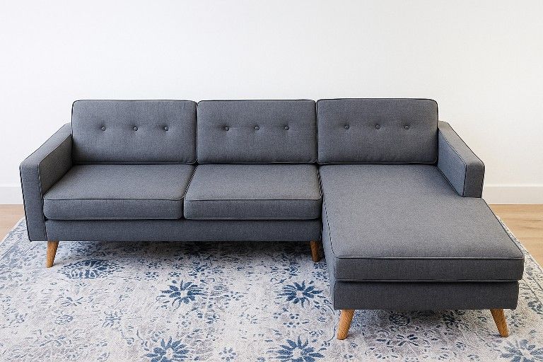 π₯ Reversible Sectional Sofa Couch β Furniture β Home & Decor β 8ft x 5ft β Good Condition
ποΈ