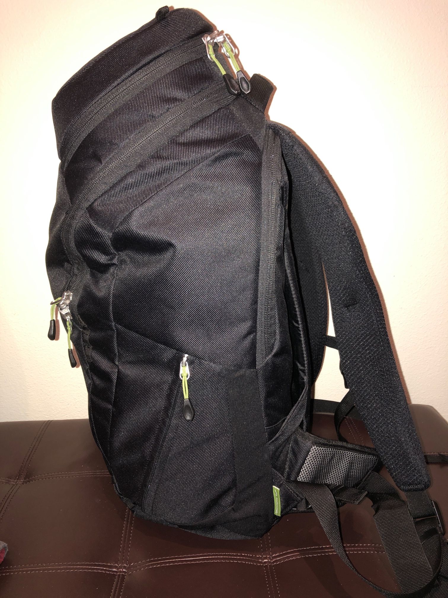 Kathmandu Transfer 28 Liter Backpack