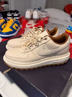 Nike shoes size 11