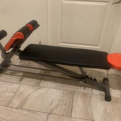 Multi-Functional Adjustable Weight Bench 
