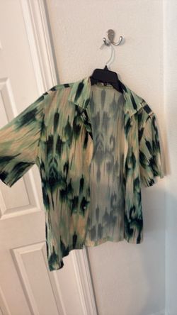 zara button up shirt size medium